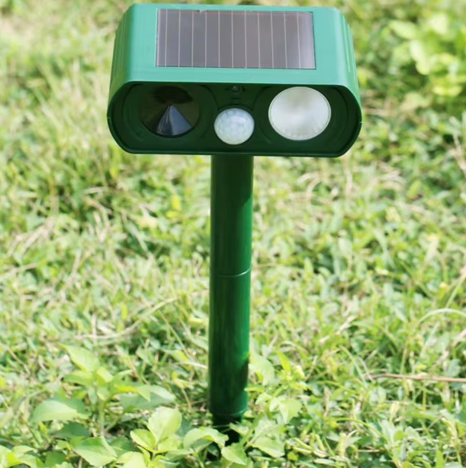 Garden Guardian - Solar Powered Ultrasonic Animal Repellent - Envirobug